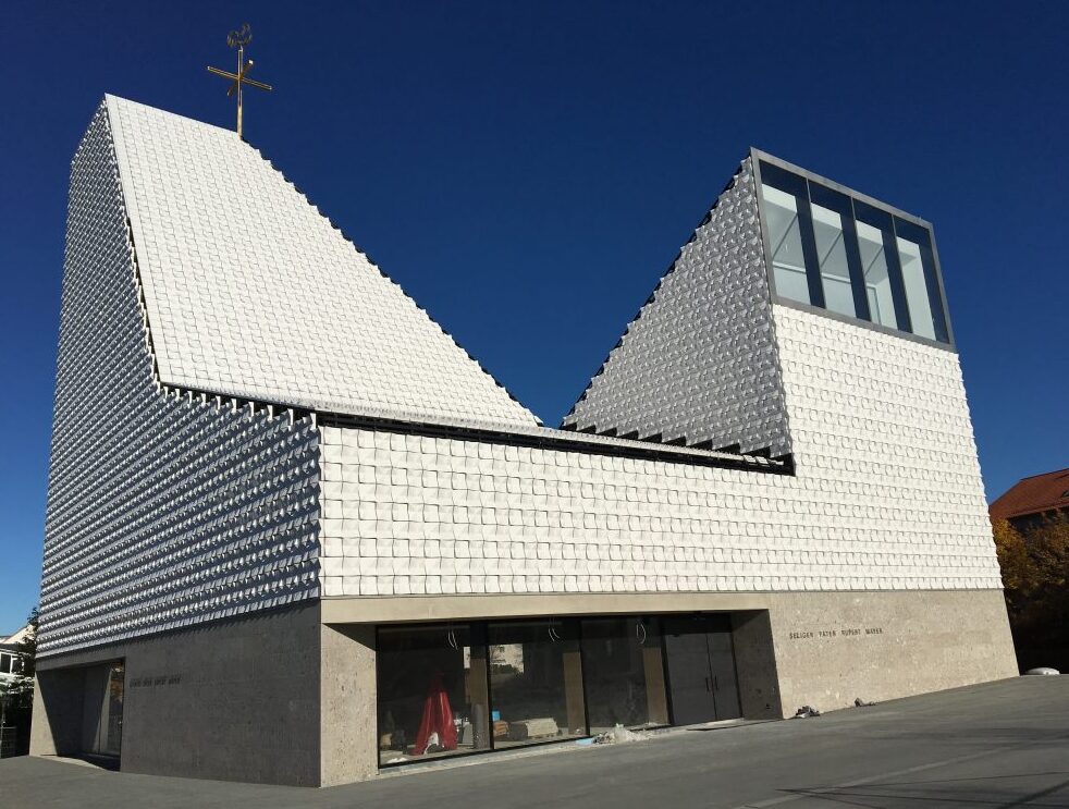 Kirchenzentrum Seligen Pater Rupert Mayer in Poing bei München